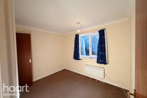 2 bedroom flat to rent, Gillman Road, Norwich