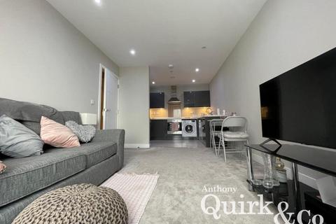 2 bedroom flat to rent, Victoria Avenue, Southend-on-sea, SS2