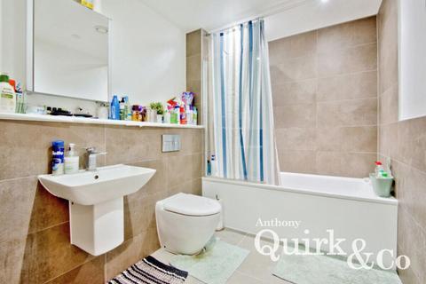 2 bedroom flat to rent, Victoria Avenue, Southend-on-sea, SS2