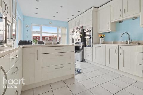 undefined, Beaufort Drive, Buckden