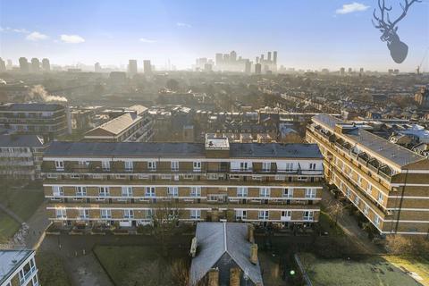 2 bedroom flat for sale, Hitchin Square, Bow