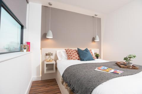 1 bedroom apartment to rent, Chester Road, Manchester M16
