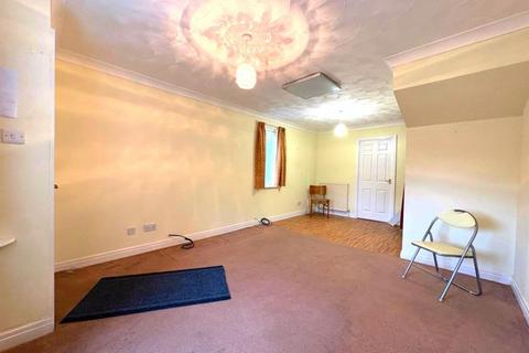 2 bedroom semi-detached house for sale, 32 Scholla View, Northallerton