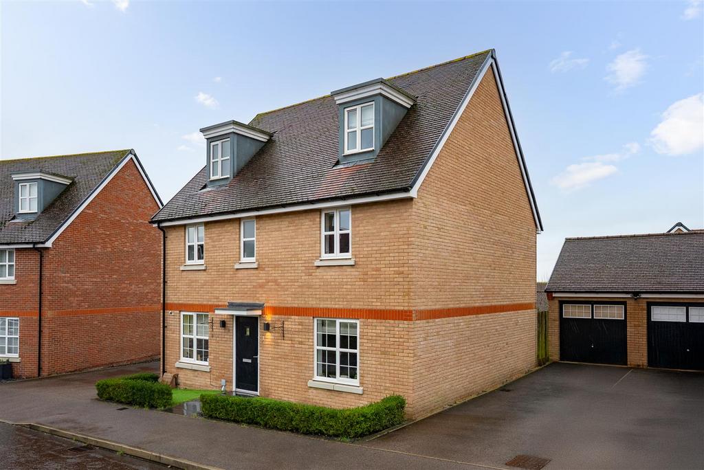 Warboys Close (31).jpg