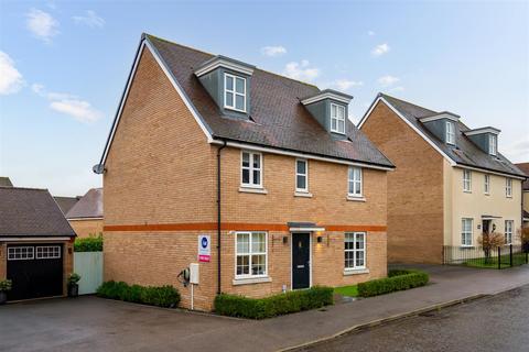 Warboys Close, Buntingford