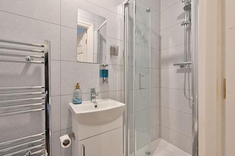 4 bedroom townhouse for sale, Cherrydale, Watford, WD18