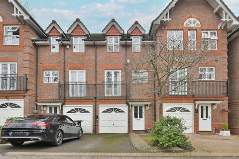 4 bedroom townhouse for sale, Cherrydale, Watford, WD18