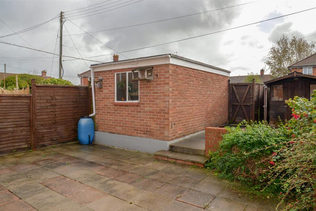 Rear Garden 2.jpg