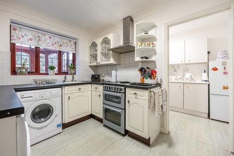 4 bedroom detached house for sale, Cotman Drive, Bradwell