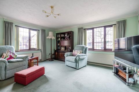 4 bedroom detached house for sale, Cotman Drive, Bradwell