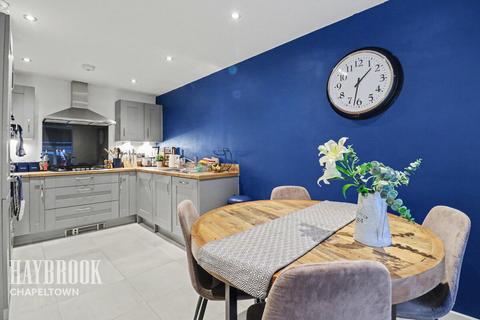 undefined, Bellamy Close, High Green