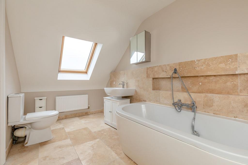 Master Ensuite