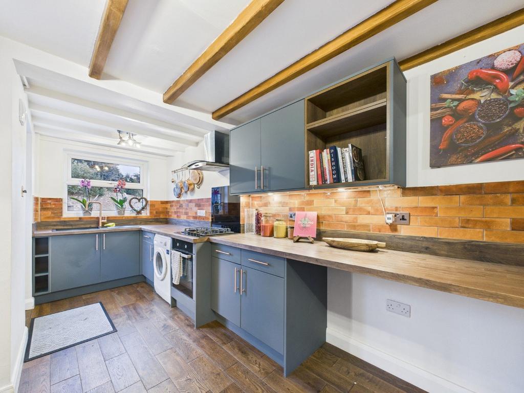 Kitchen/Dining Area