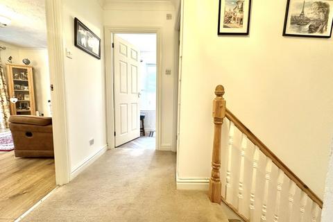 undefined, Blackberry Way, Truro