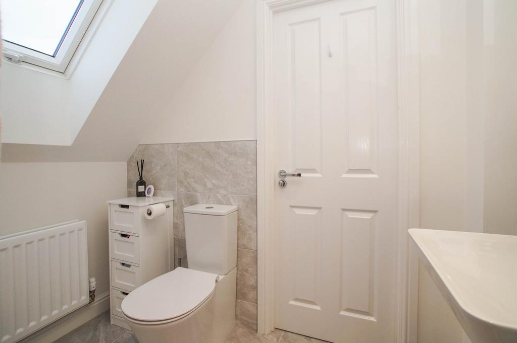 Master En-Suite Shower Room
