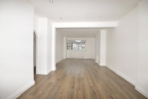 3 bedroom maisonette to rent, Branksome Way, Harrow HA3