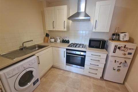 1 bedroom flat for sale, Spencer Close, Aldershot