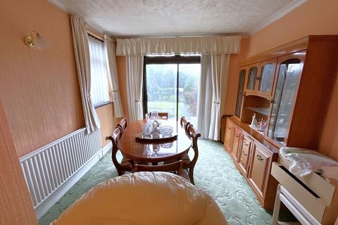 3 bedroom semi-detached house for sale, The Crescent, Cradley Heath B64