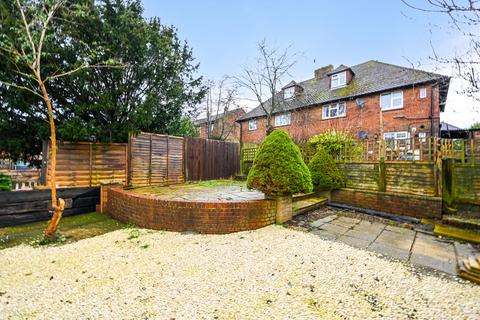 undefined, Alderbrook Close, Crowborough, TN6