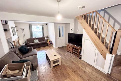 2 bedroom end of terrace house for sale, Carisbrooke Road, Newport