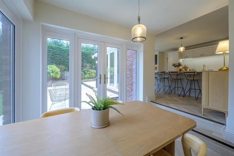 3 bedroom detached house for sale, The Woodlands, Stourbridge, DY8 2RA