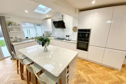undefined, Kemelstowe Crescent, Halesowen B63
