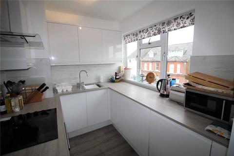 2 bedroom flat to rent, Doctors Commons Road, Berkhamsted, Hertfordshire, HP4