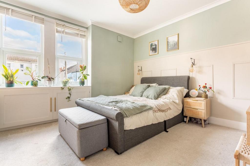 Bedroom (2).jpg