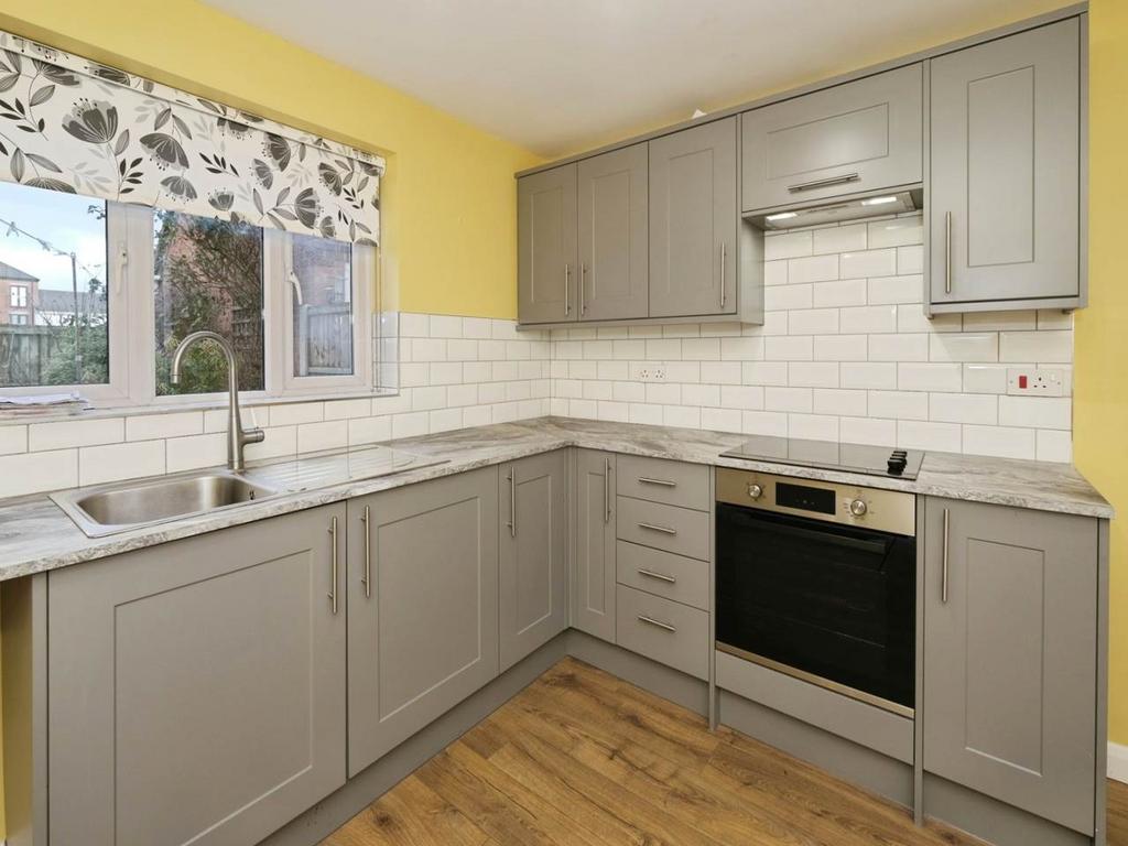 Kitchen (1)