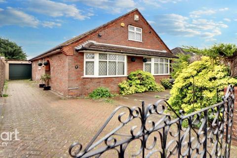 undefined, Sowerby Avenue, Luton