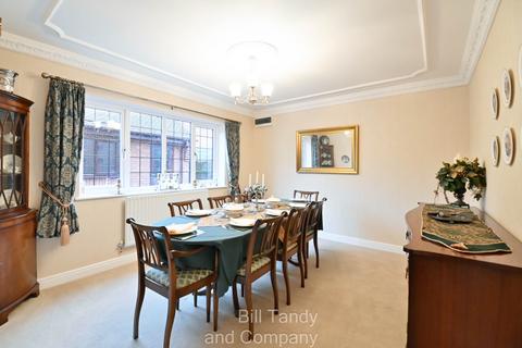 undefined, Fox Court, Kings Bromley, Burton-on-Trent, DE13
