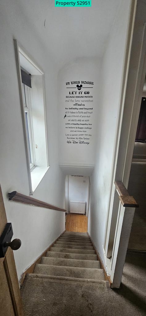 Stairs B - Landing