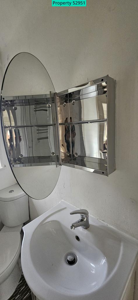 Bathroom &amp; Toilet A2