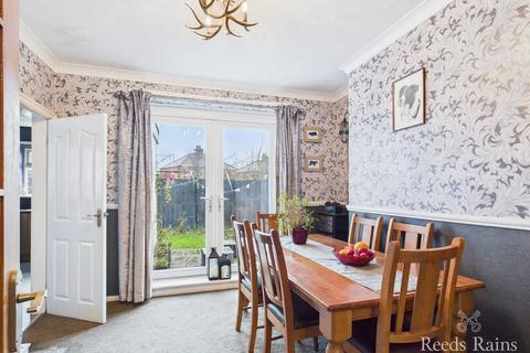 3 bedroom semi-detached house for sale, Braemar Road, North Yorkshire TS5