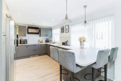 undefined, Longmead Road, Paignton, TQ3