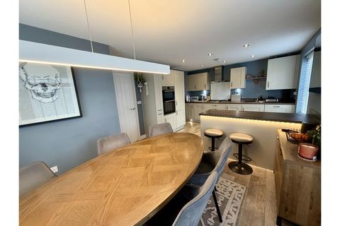 4 bedroom detached house for sale, Sabrina Crescent, Worcester, WR5