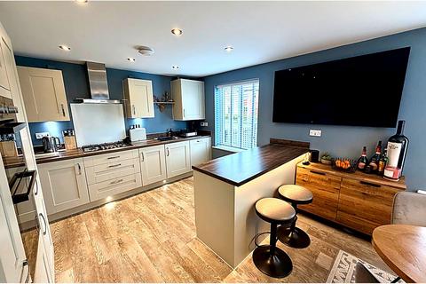undefined, Sabrina Crescent, Worcester, WR5
