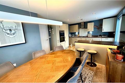 undefined, Sabrina Crescent, Worcester, WR5