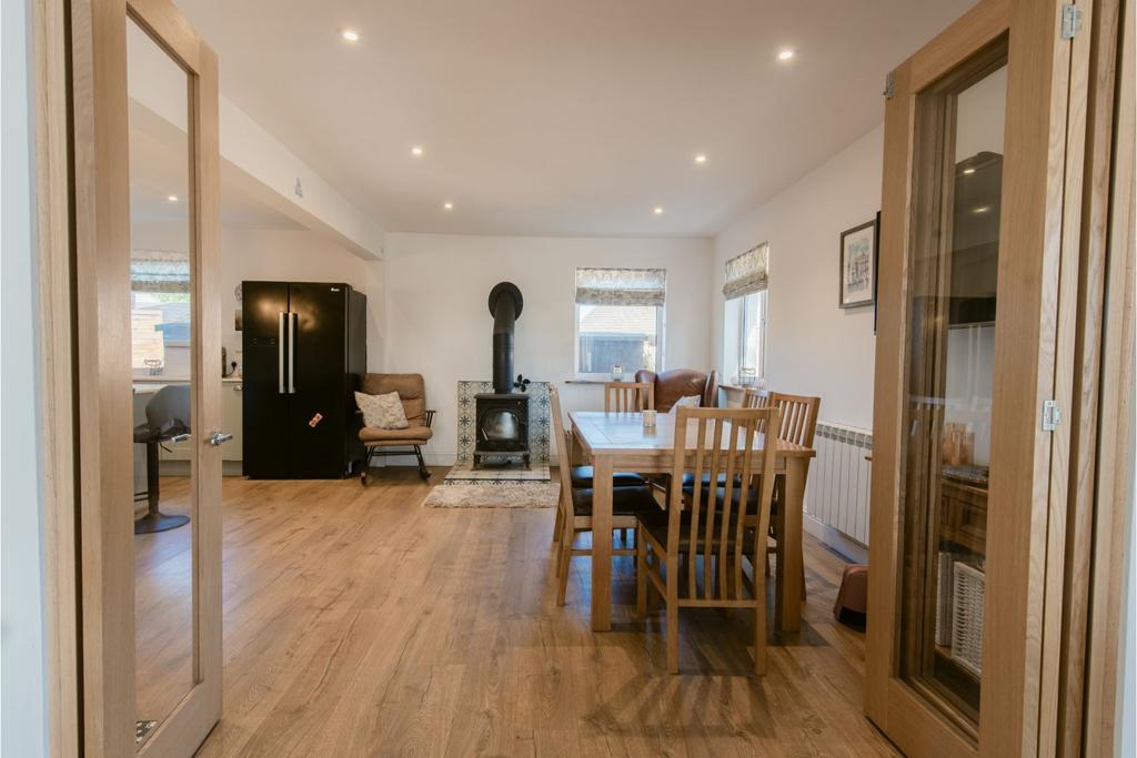 Kitchen/Family Room