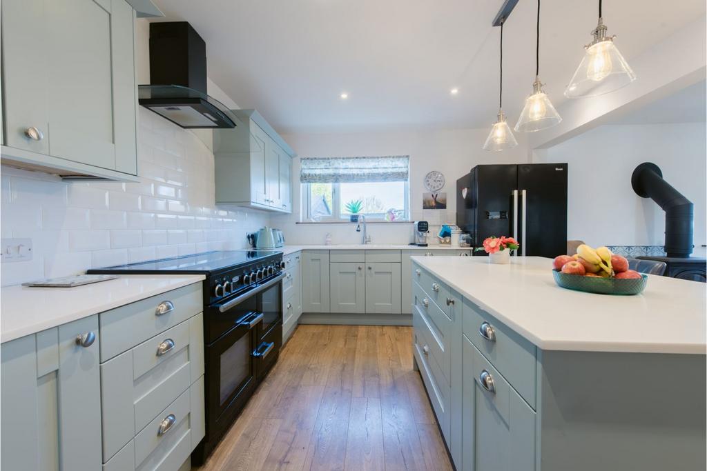Kitchen/Family Room