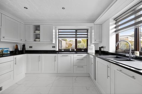 4 bedroom detached bungalow for sale, Manor House Court, Nottingham, NG17