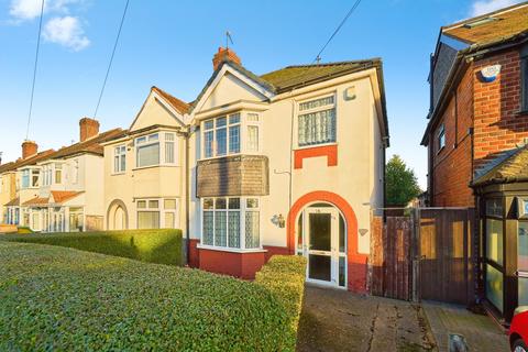 3 bedroom semi-detached house for sale, Lynton Avenue, West Bromwich, B71