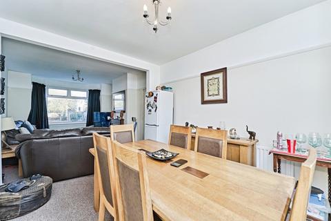 3 bedroom semi-detached house for sale, Lynton Avenue, West Bromwich, B71