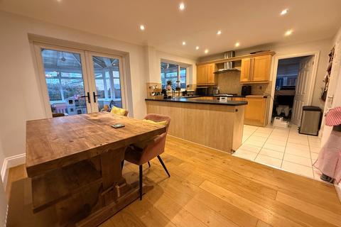 4 bedroom detached house for sale, Lesbury Close, Chester Le Street, DH2