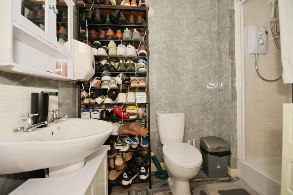 En-suite Shower Room