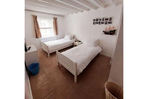 2 bedroom terraced house for sale, Walnut Road, Torquay, TQ2
