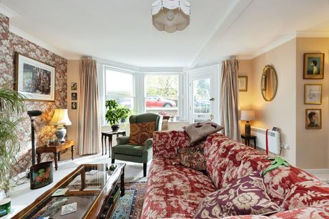 Apartment - 23 Clarence Square, Cheltenham, GL50