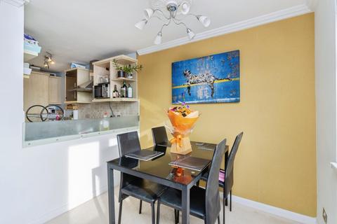 2 bedroom flat for sale, Sorrento Middle Warberry Road, Torquay, TQ1