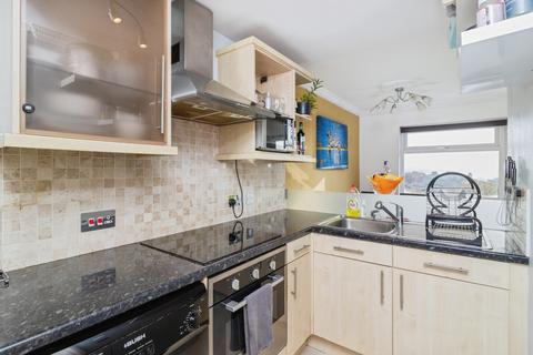 2 bedroom flat for sale, Sorrento Middle Warberry Road, Torquay, TQ1