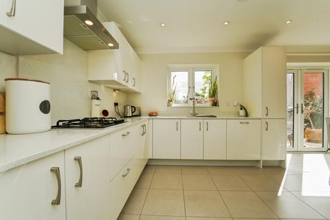 undefined, Saffron Grove, Worcester, WR8